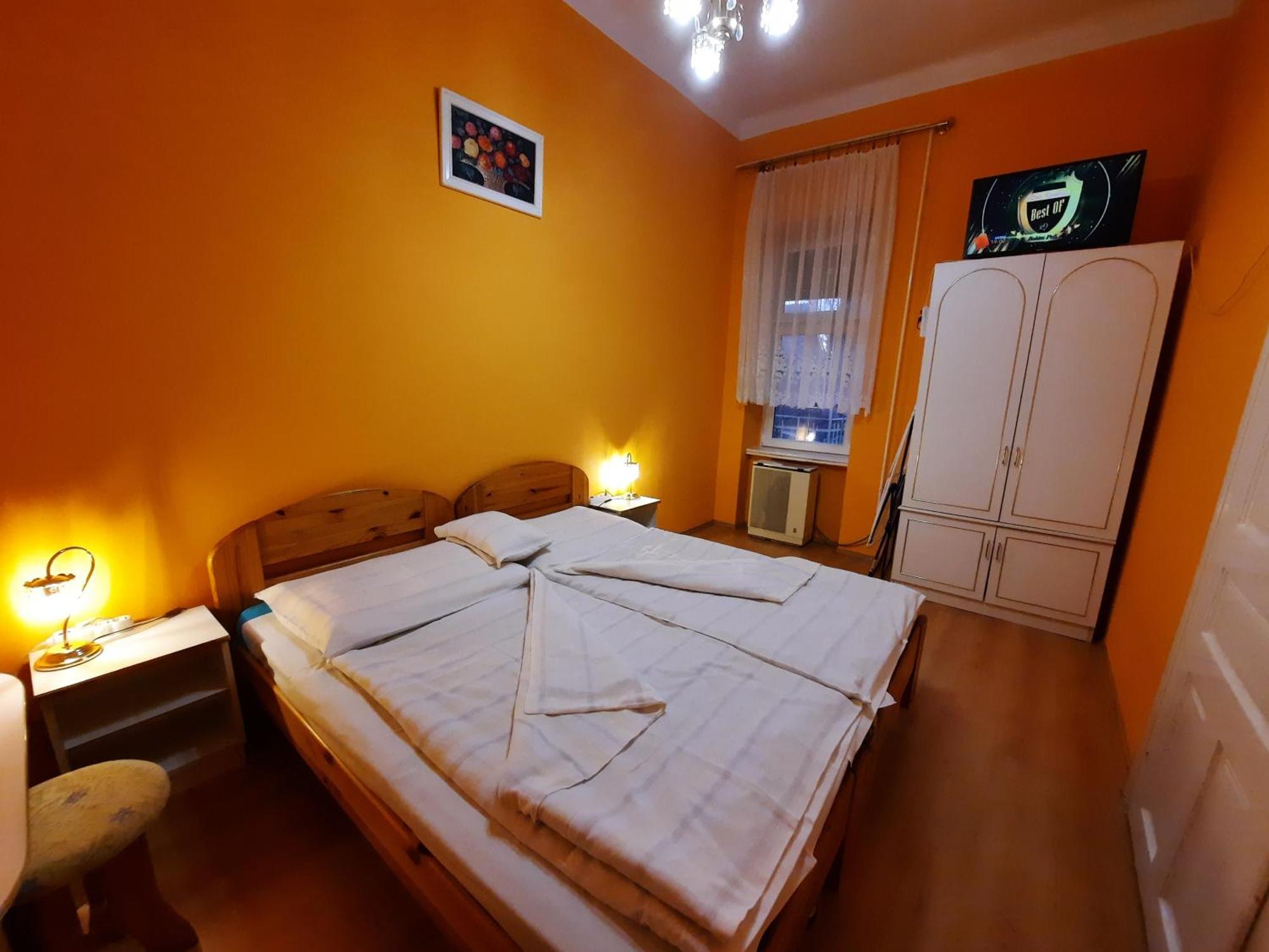 Glória apartman Gyula Exterior foto
