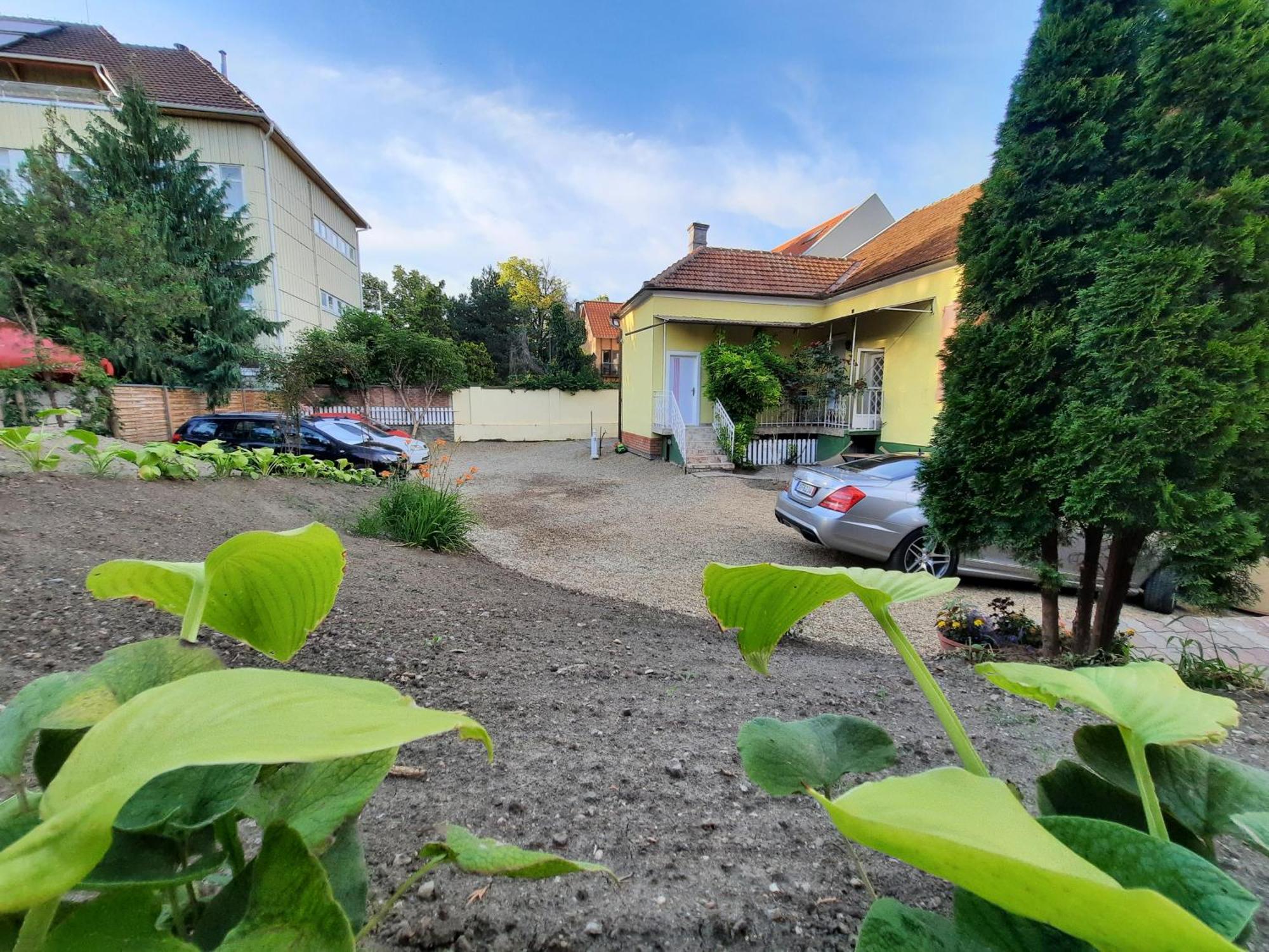 Glória apartman Gyula Habitación foto